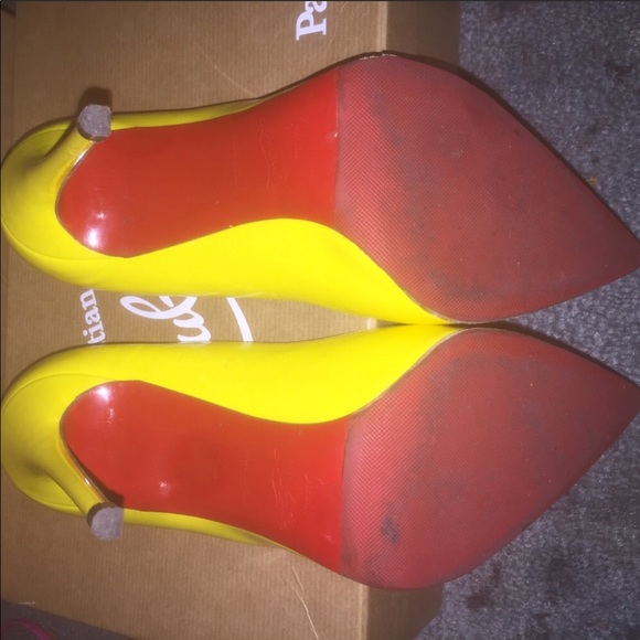 Christian Louboutin heels - Picture 4 of 5